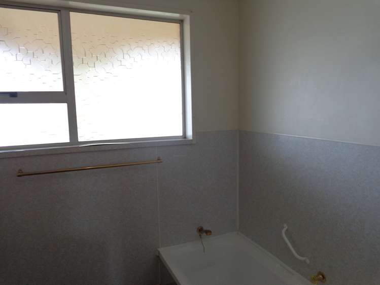 1 Lowestoft Street Balclutha_15