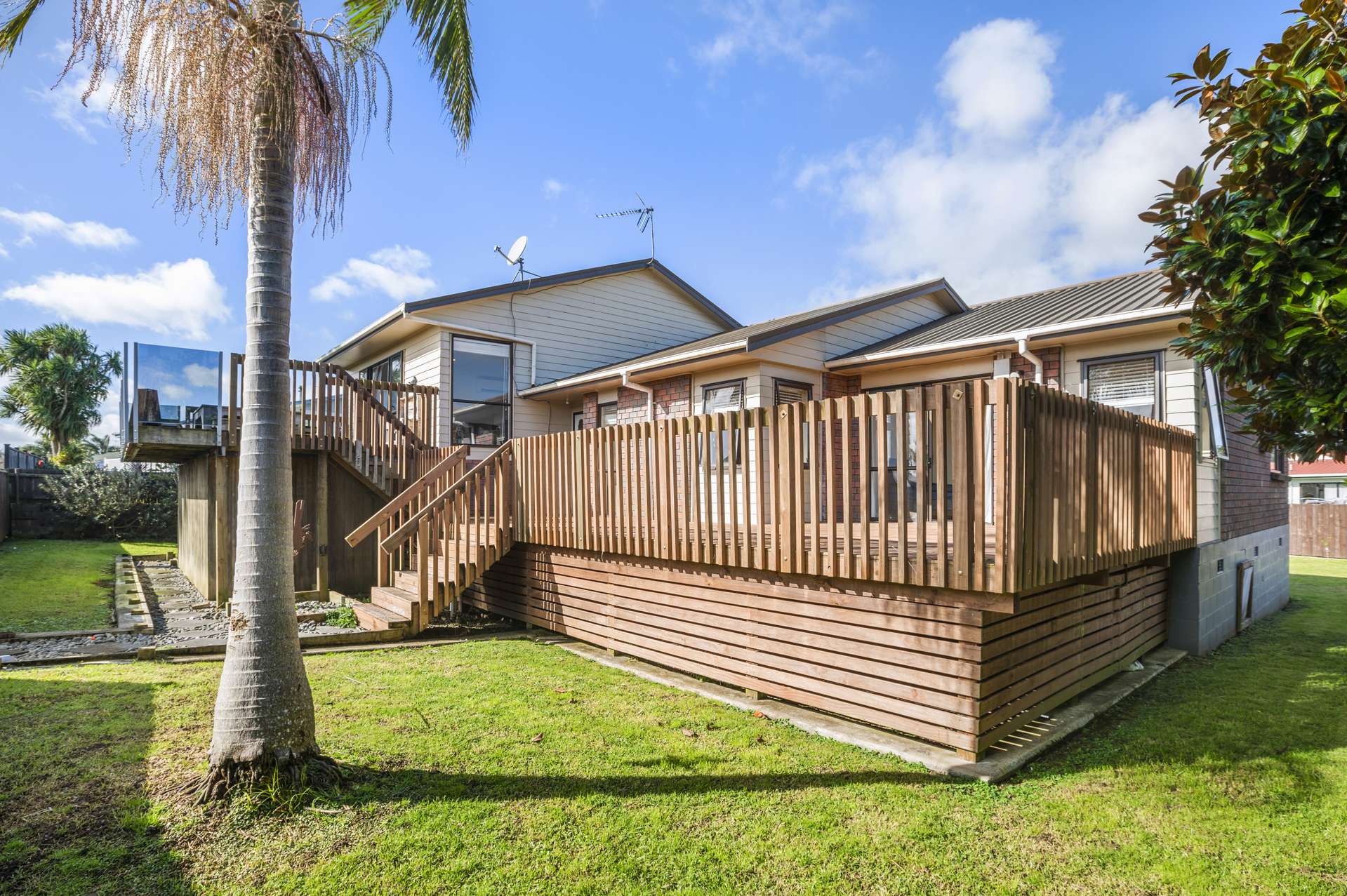 2 Litchfield Place Clarks Beach_0