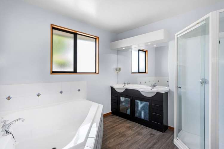 142 Inwoods Close Parklands_13