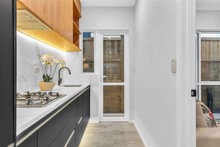 15 Tullymore Drive Flat Bush_13