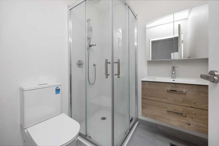 46 Selo Street Glen Eden_10