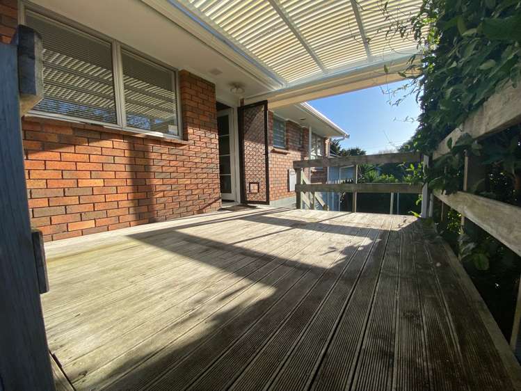 1/28 Royal View Road Te Atatu South_10