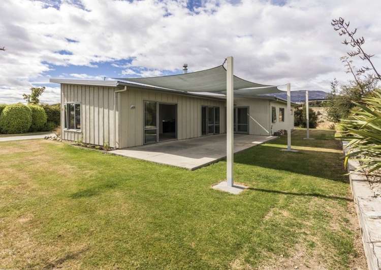 205 Stone Street Wanaka_23