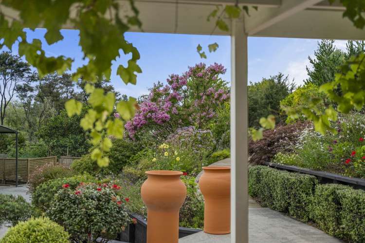 1082 Sandspit Road Sandspit_27