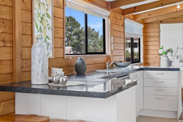 5 Elizabeth Drive West Harbour_16