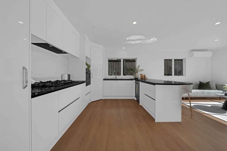 22 Walter Haddrell Crescent East Tamaki_12
