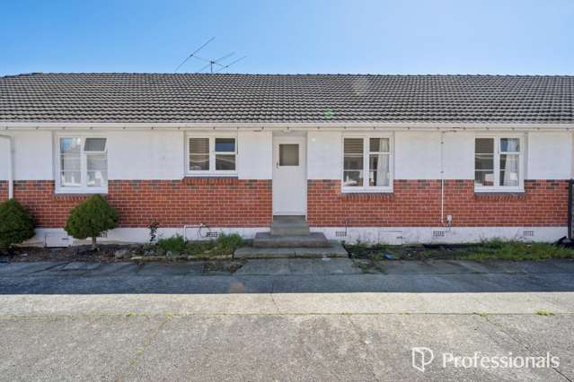 2/62 Gibbons Street Ebdentown_1