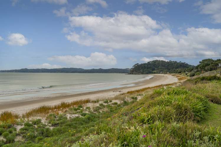 208 Mangakahia Drive Whangapoua_23