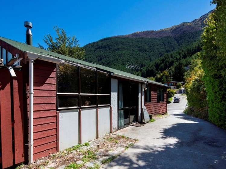 22b Watts Road Fernhill/Sunshine Bay_19