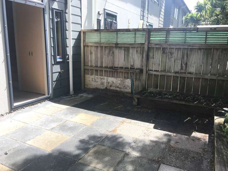 6/8 Soljak Place Mount Albert_8