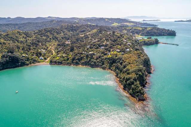 27 and 31 Hunterville Road Orapiu_2