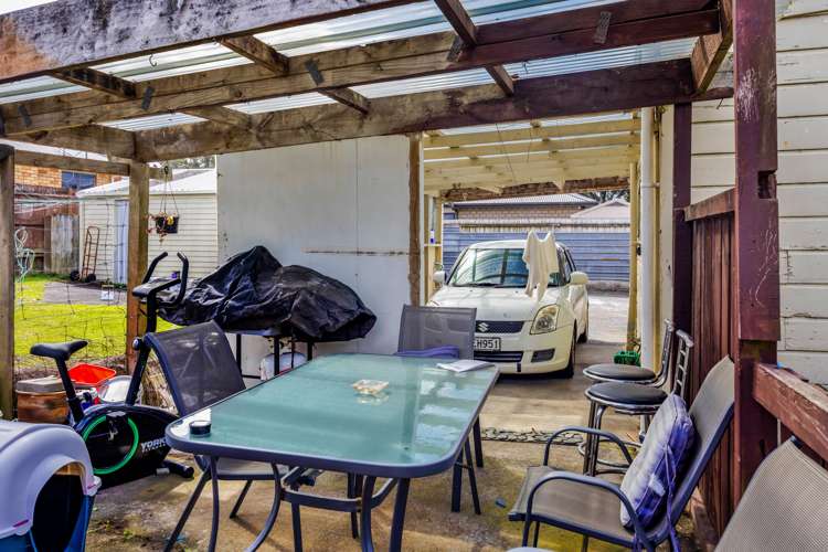 49 Collins Street Hawera_17