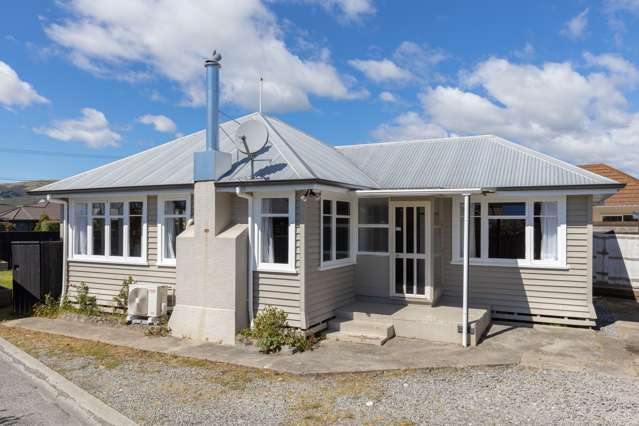 190 Maxwell Road Redwoodtown_1