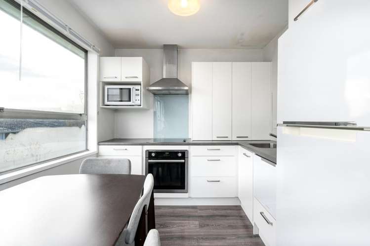 8/73 Clare Road_1