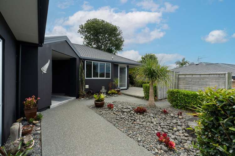 6 Conifer Grove_0