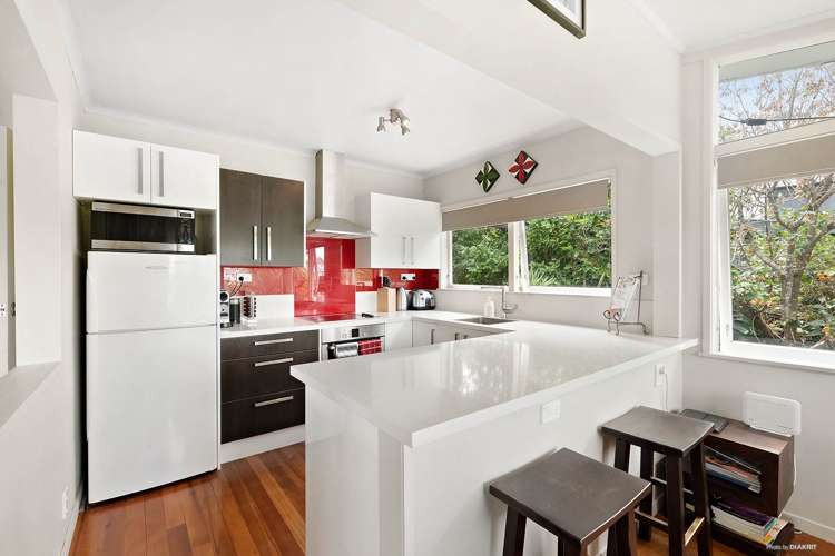 24 Teal Crescent Beach Haven_5