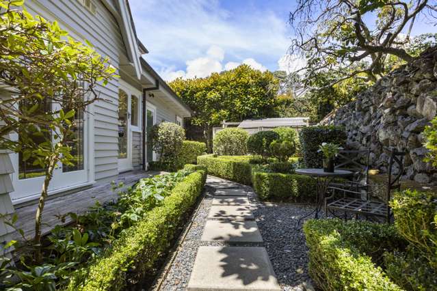 8 Castle Drive Epsom_3