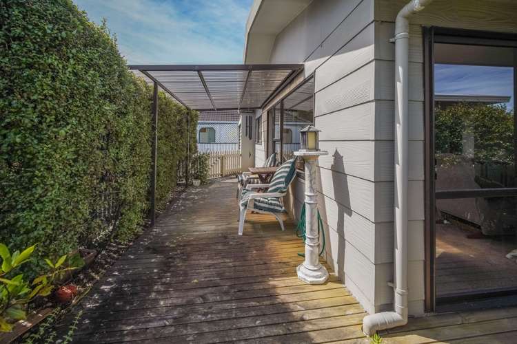 2/16 Palm Avenue Stoke_4