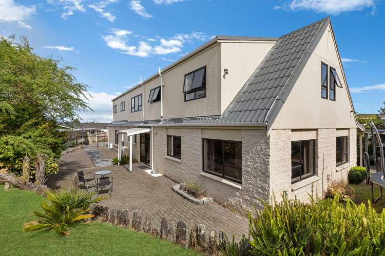 27 Bens Place Springvale_18