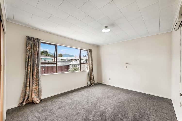 2/64 Fergusson Street Stoke_6