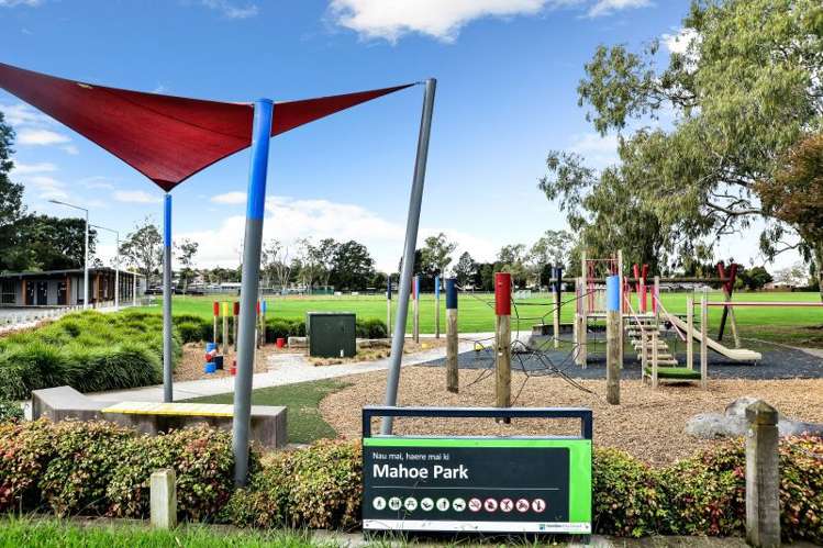 58 Yvonne Street Melville_16