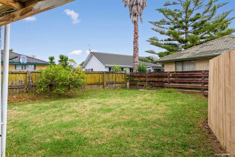 52a Rimu Street New Lynn_14