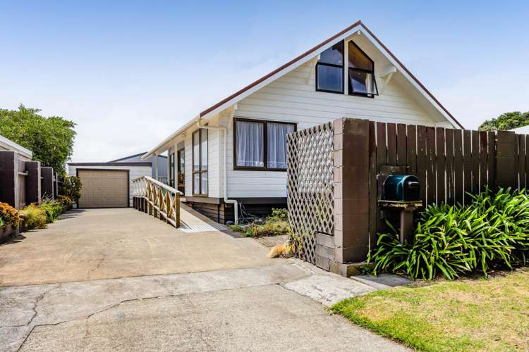 5 Dieffenbach Street Opunake_24