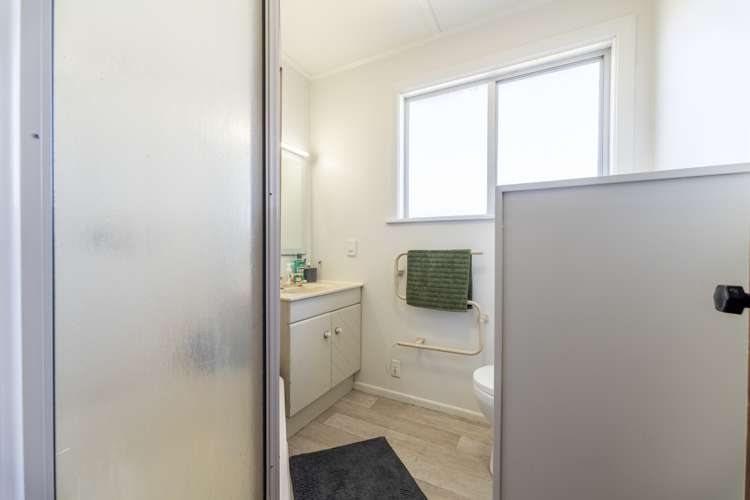 42 Essex Street Marchwiel_8