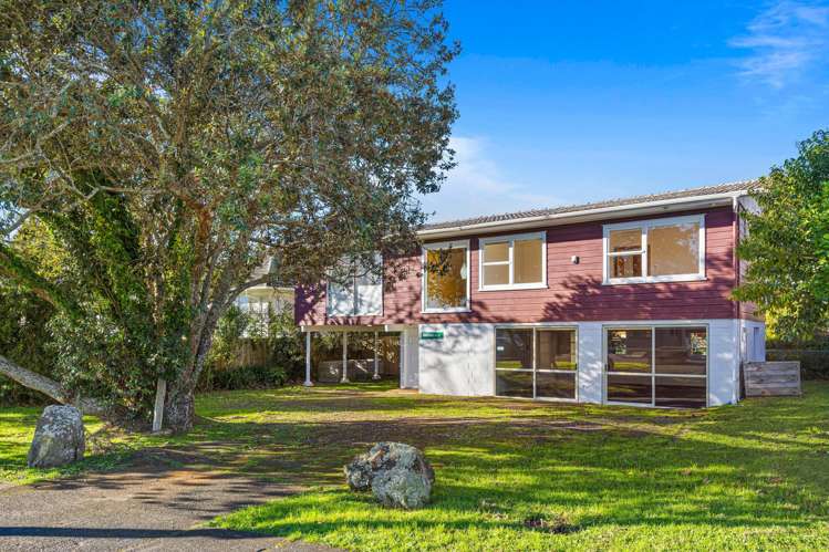 4257 Great North Road_0