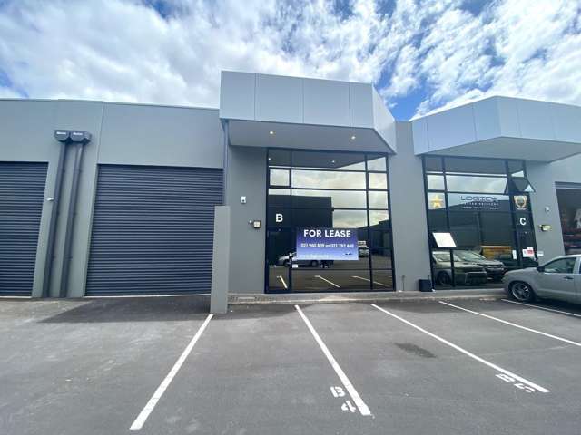 B/20 Cain Road Penrose_1