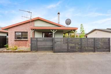 3/90 Nuffield Avenue_2