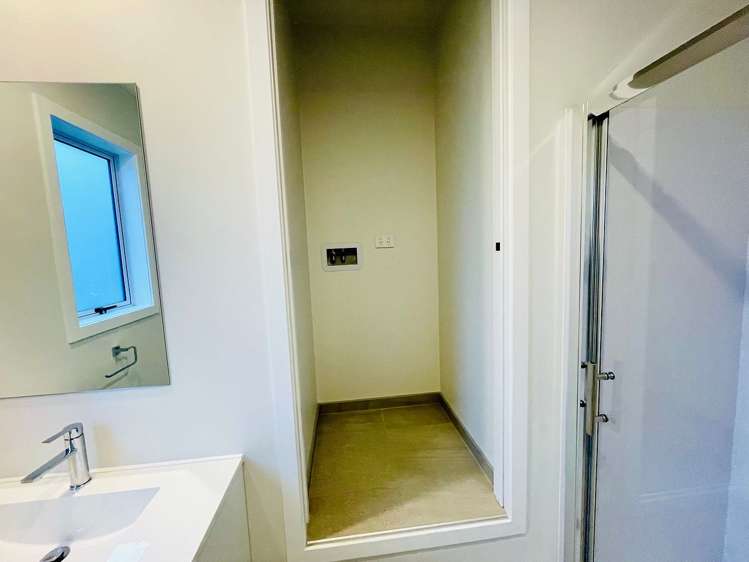 9 Alexander Road Algies Bay_9