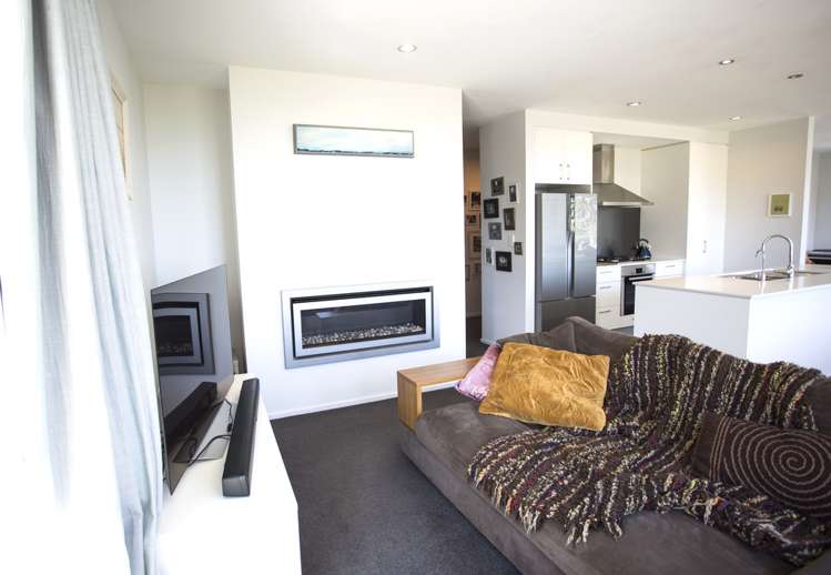 19a View Mount Stoke_9