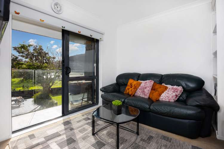 2e/25 Weranui Road Waiwera_5