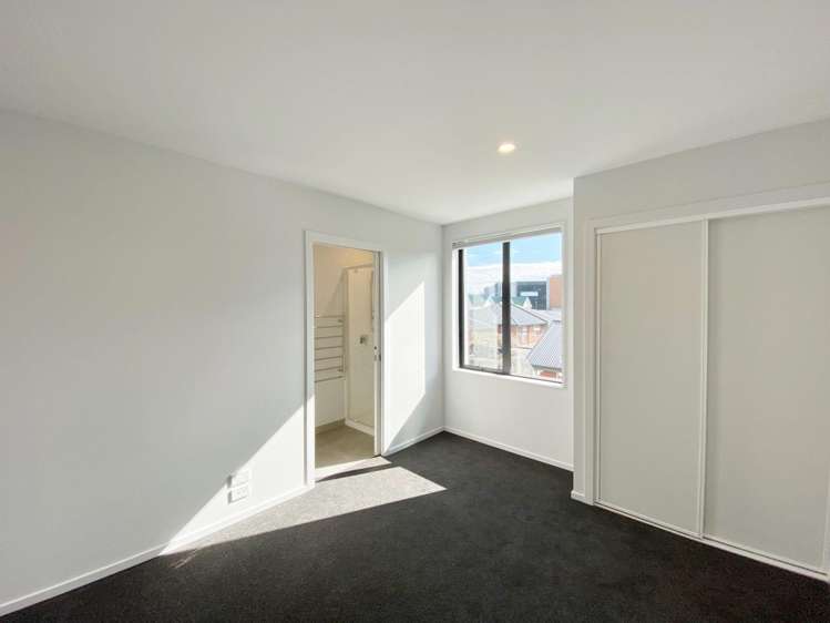 11/45 Dickens St Addington_7