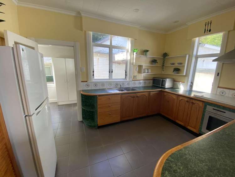 45 Moa Point Road 1372_3