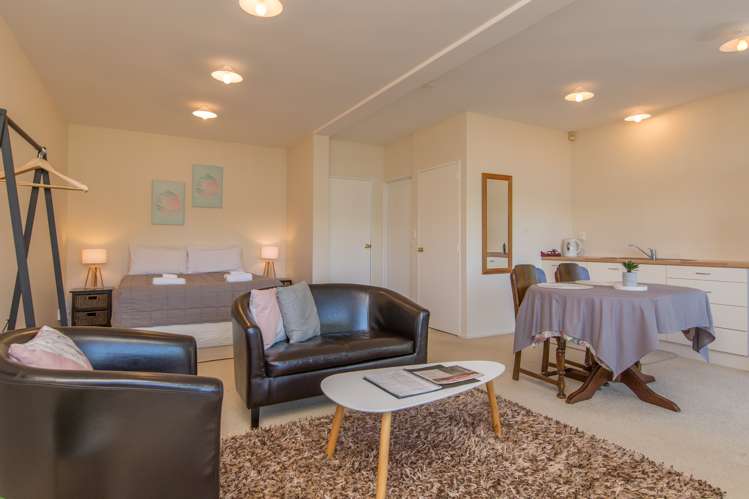 9 Tirohanga Terrace Akaroa_14