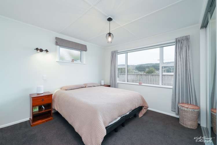 16 Bull Avenue Wainuiomata_7