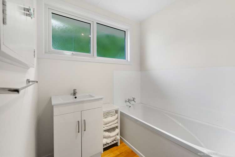 202 Townsend Road Miramar_10