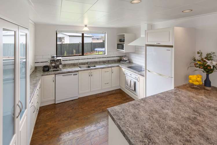 8 Mansell Crescent Bulls_4