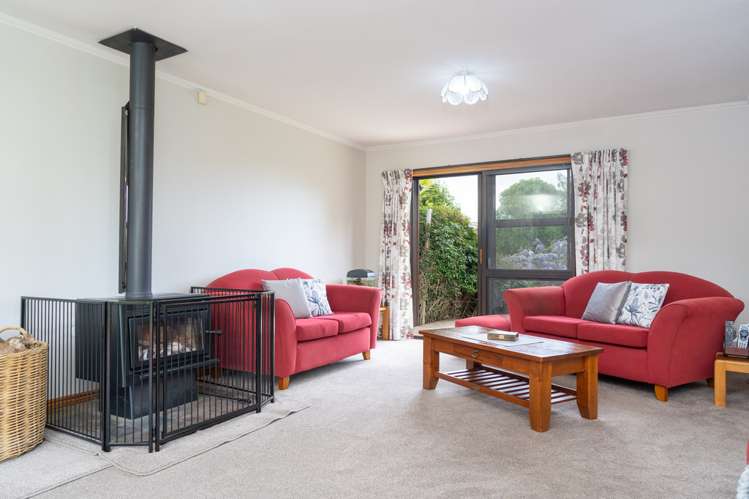 54 Tararua Drive Upper Plain_9