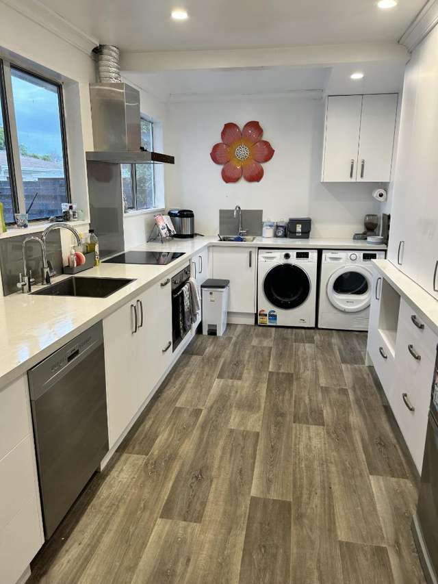 41 Kimberley Grove Westbrook_1