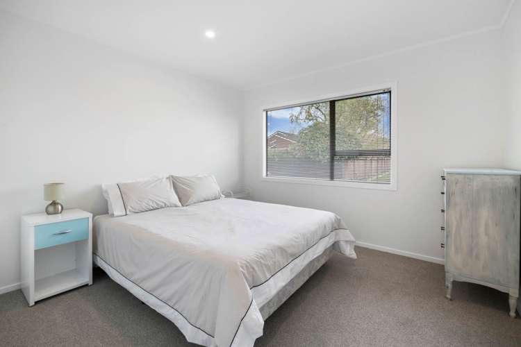 2/25 Hatton Road Orewa_8