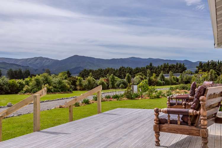 176 State Highway 53 Featherston_12