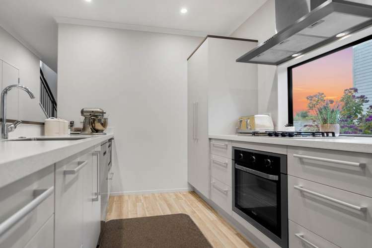 25 Matairangi Avenue Totara Heights_6