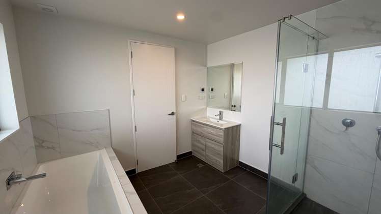 2 Harakoa Lane Mount Roskill_22