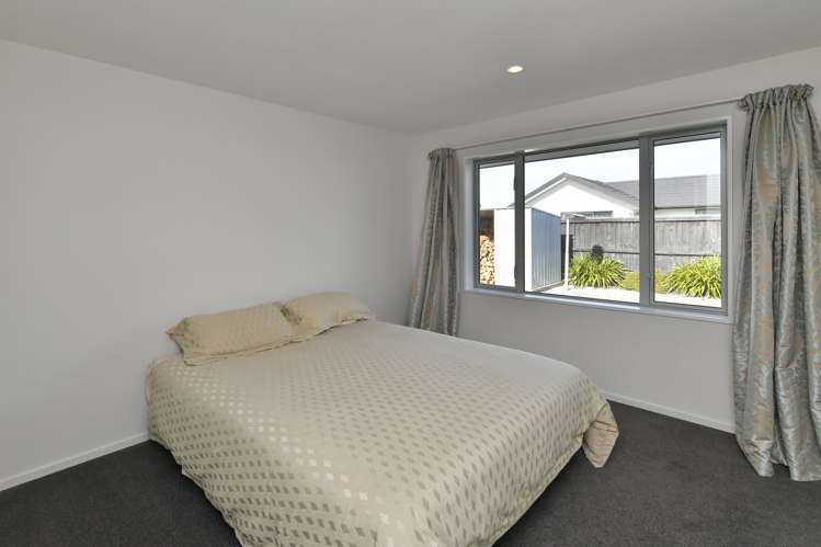 8 Coutts Lane West Melton_15