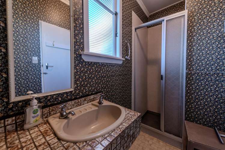 8 Matai Street Kaka Point_7