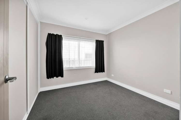 11 Orlando Street Stratford_10