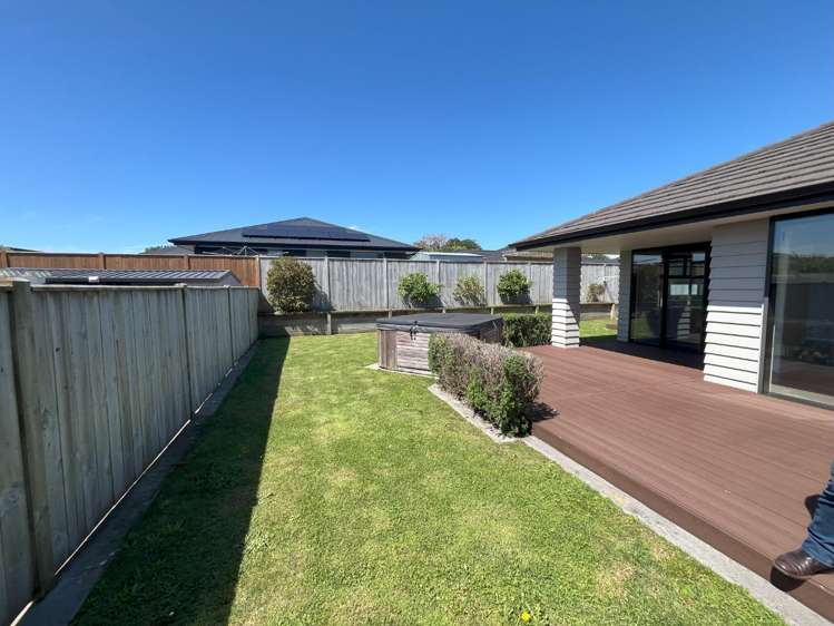 10 Masters Lane Waitara_21